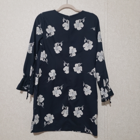 Banana Republic Blue Long Sleeve Sheath Dress..SIZE:6P - Picture 2 of 11